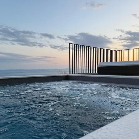 Βίλα Reina Μακάρσκα