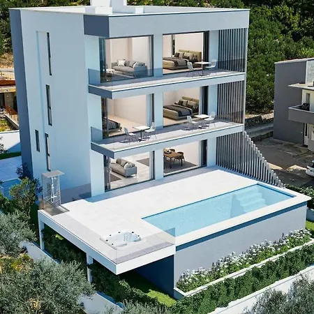 Reina Villa Makarska