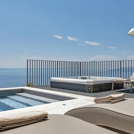 Reina * Makarska