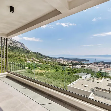 Reina Villa Makarska