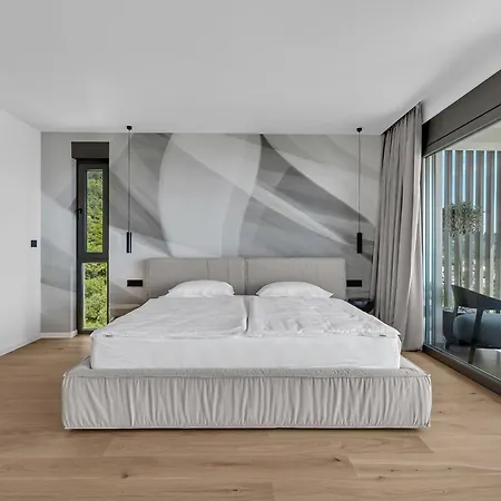 Villa Reina Makarska