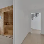 Reina فيلة ماكارسكا